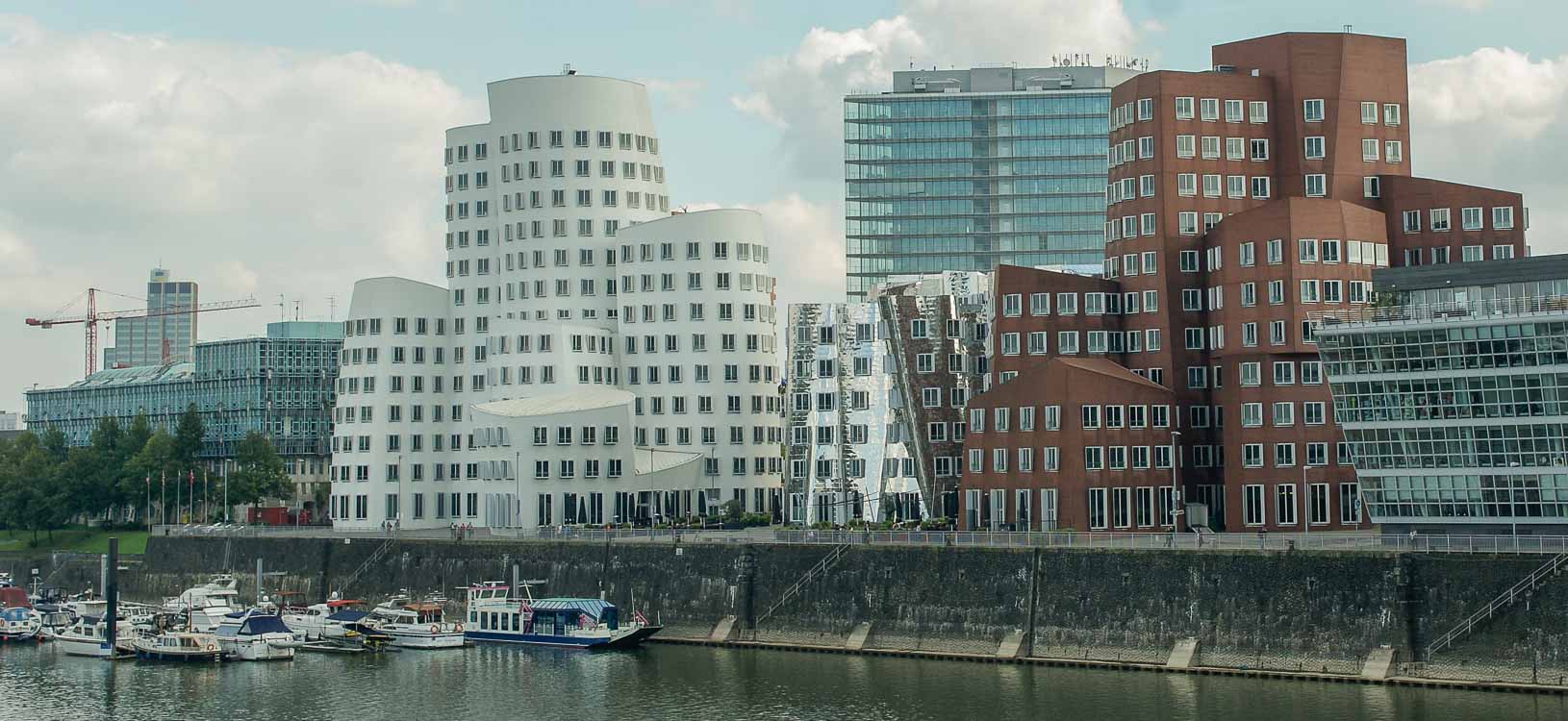Neuer Zollhof Düsseldorf